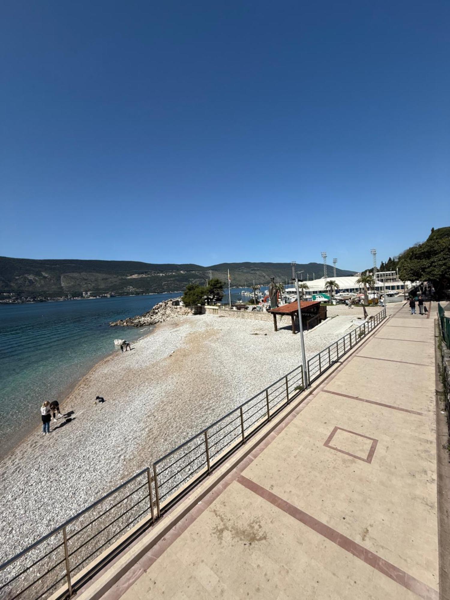 Skver Studio Apartments Herceg Novi Kültér fotó