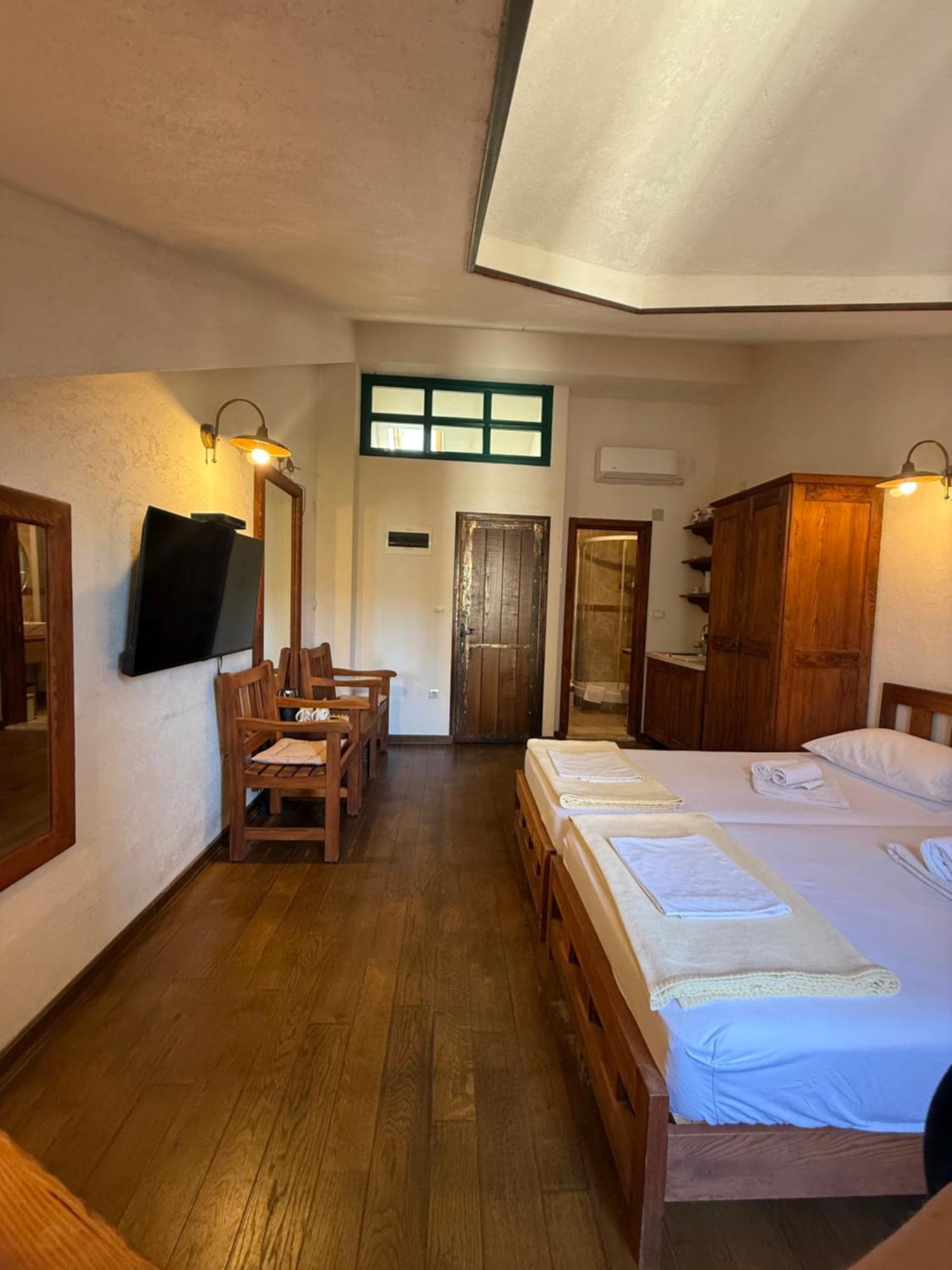 Skver Studio Apartments Herceg Novi Kültér fotó