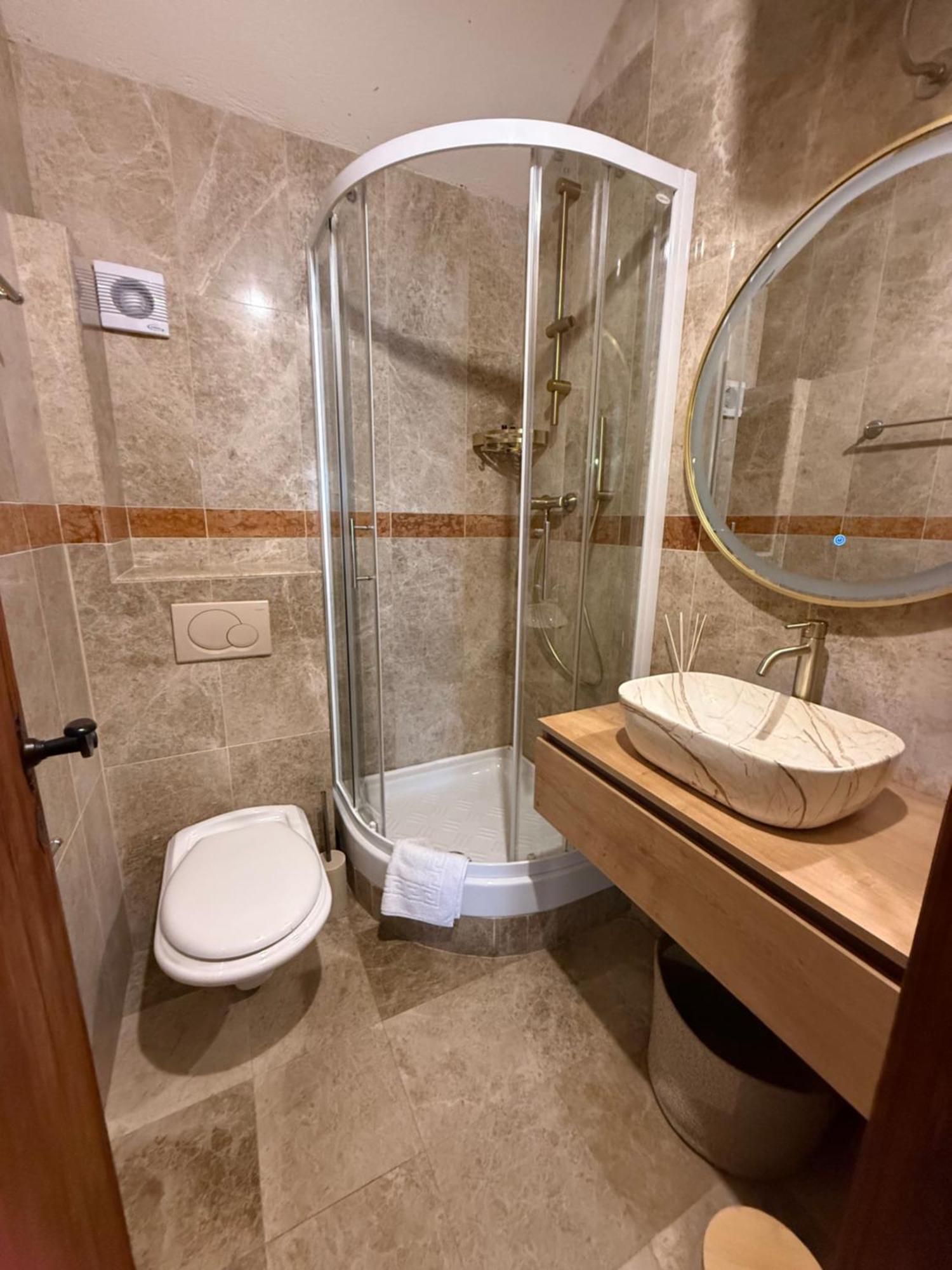 Skver Studio Apartments Herceg Novi Kültér fotó